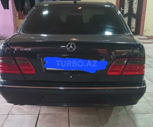 Mercedes E 240 2000, 259,000 km - 2.4 l - Bakı