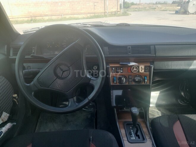 Mercedes E 220 1994, 595,766 km - 2.2 l - Bakı
