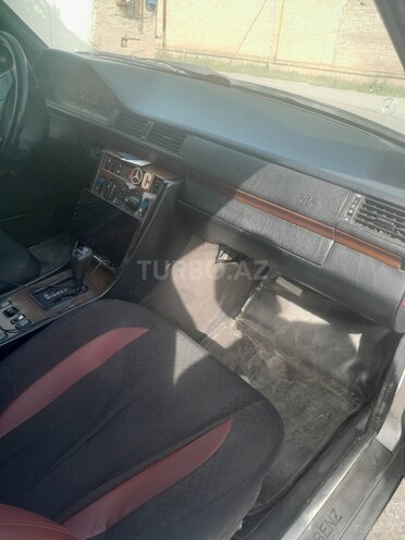 Mercedes E 220 1994, 595,766 km - 2.2 l - Bakı