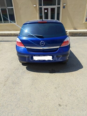 Opel Astra 2004, 250,000 km - 1.4 l - Gəncə