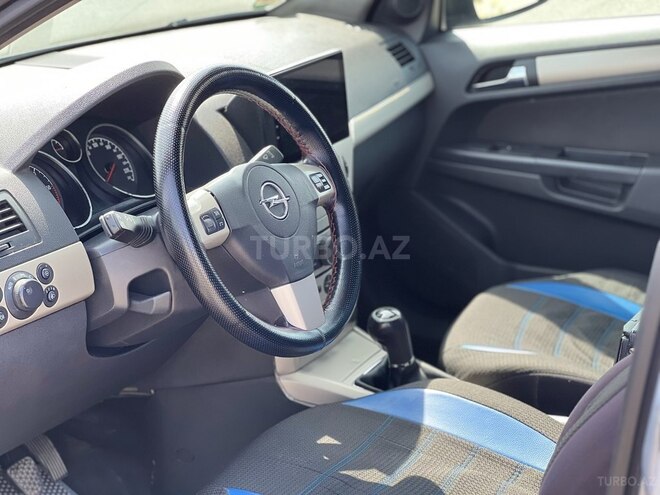 Opel Astra 2008, 246,259 km - 1.3 l - Gəncə