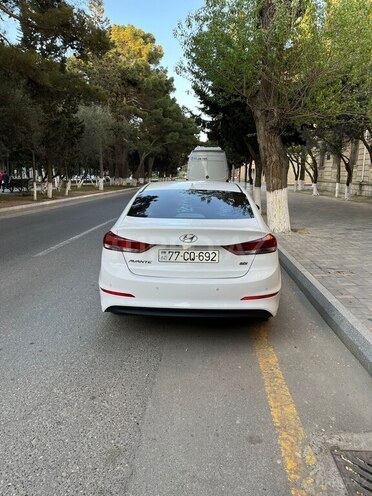 Hyundai Elantra 2015, 153,000 km - 1.6 l - Bakı