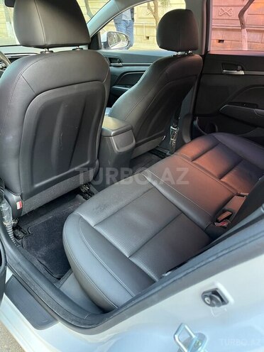 Hyundai Elantra 2015, 153,000 km - 1.6 l - Bakı