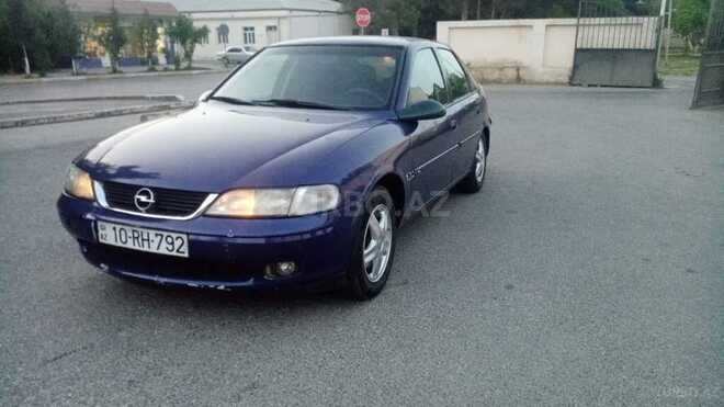 Opel Vectra 1996, 230,000 km - 2.0 l - Sumqayıt
