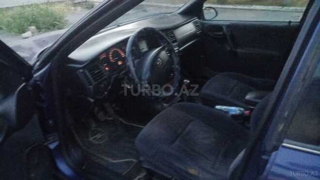 Opel Vectra 1996, 230,000 km - 2.0 l - Sumqayıt