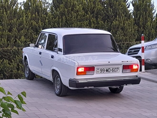 LADA (VAZ) 2107 2009, 410,000 km - 1.6 l - Saatlı