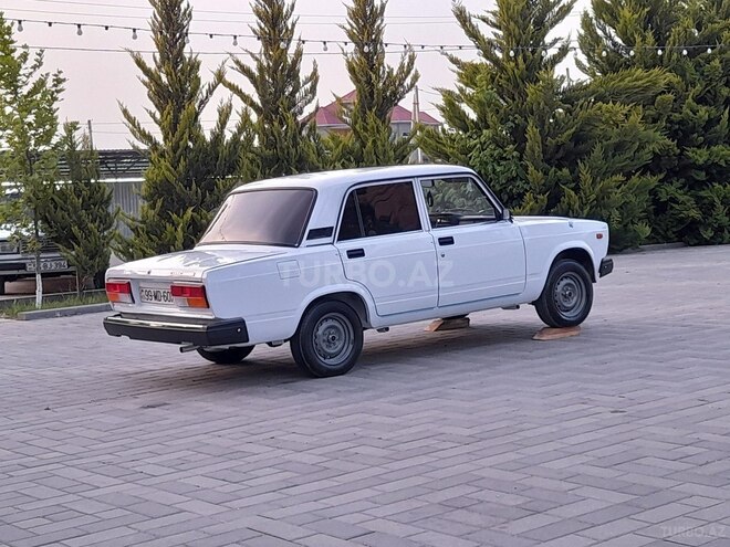 LADA (VAZ) 2107 2009, 410,000 km - 1.6 l - Saatlı