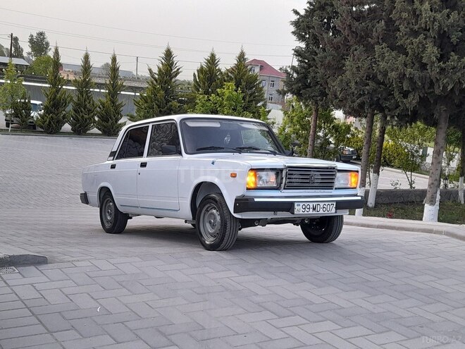 LADA (VAZ) 2107 2009, 410,000 km - 1.6 l - Saatlı