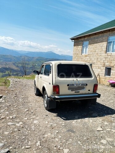 LADA (VAZ) Niva 1997, 173,000 km - 1.6 l - Yardımlı