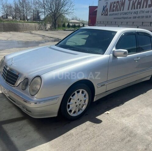 Mercedes E 220 d 2000, 372,200 km - 2.2 л - Zərdab