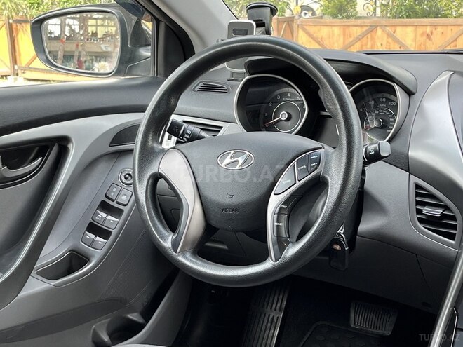 Hyundai Elantra 2013, 148,914 km - 1.8 l - Şirvan