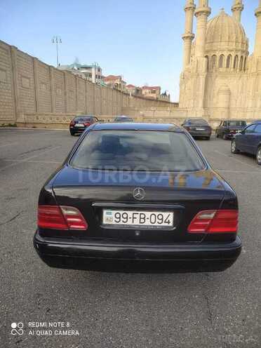 Mercedes E 200 1998, 450,000 km - 2.0 l - Bakı