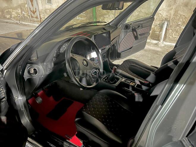 BMW 520 1991, 333,300 km - 2.0 l - Bakı