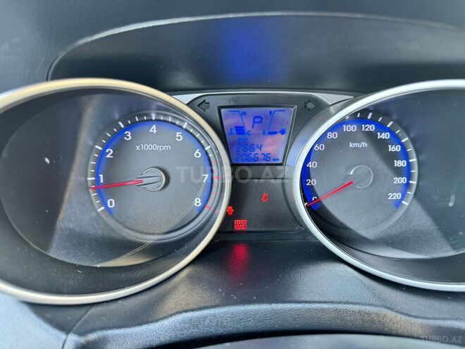 Hyundai ix35 2011, 209,000 km - 2.4 l - Bakı
