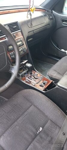 Mercedes C 200 1997, 291,360 km - 2.0 l - Bakı