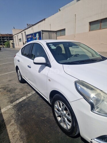 Nissan Sunny 2014, 198,000 km - 1.5 l - Bakı