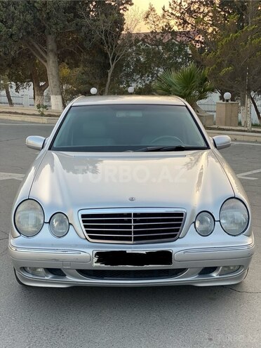 Mercedes E 240 2000, 264,000 km - 2.4 l - Bakı