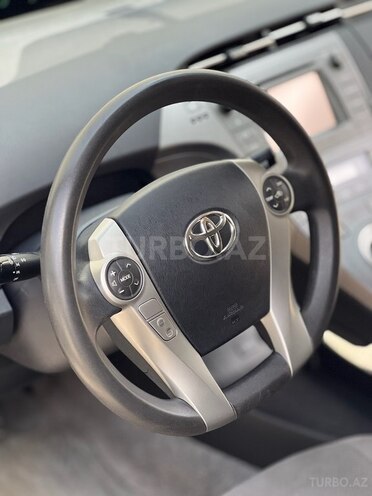 Toyota Prius 2015, 162,000 km - 1.8 l - Bakı