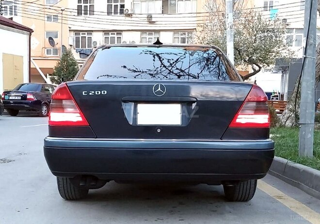 Mercedes C 200 1996, 318,025 km - 2.0 l - Bakı