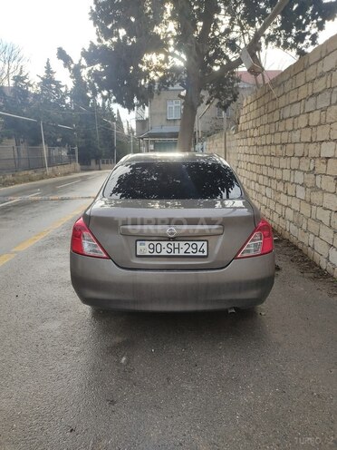 Nissan Sunny 2013, 174,000 km - 1.5 л - Bakı
