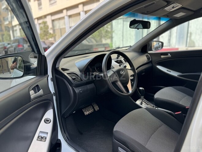 Hyundai Accent 2014, 175,658 km - 1.4 l - Bakı