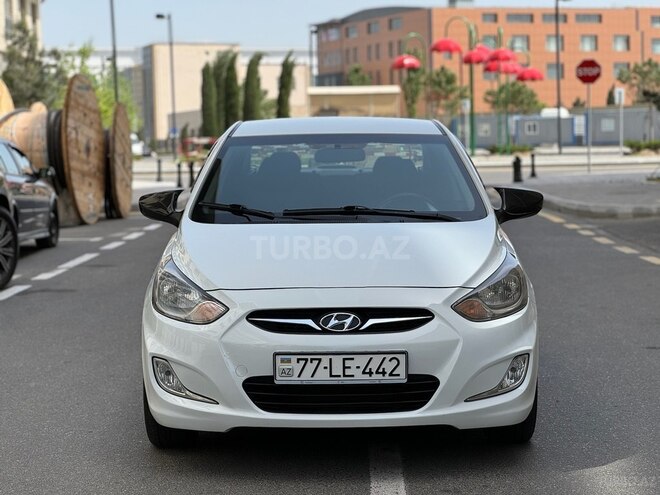 Hyundai Accent 2014, 175,658 km - 1.4 l - Bakı