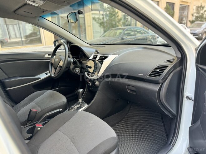Hyundai Accent 2014, 175,658 km - 1.4 l - Bakı