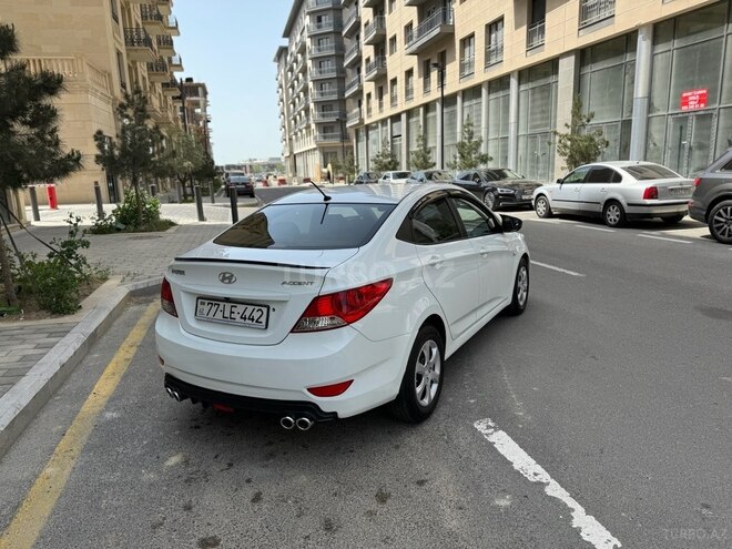 Hyundai Accent 2014, 175,658 km - 1.4 l - Bakı