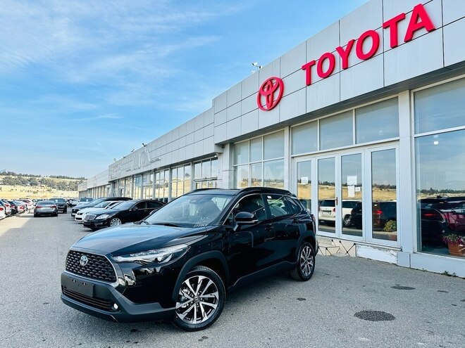 Toyota Corolla Cross-1