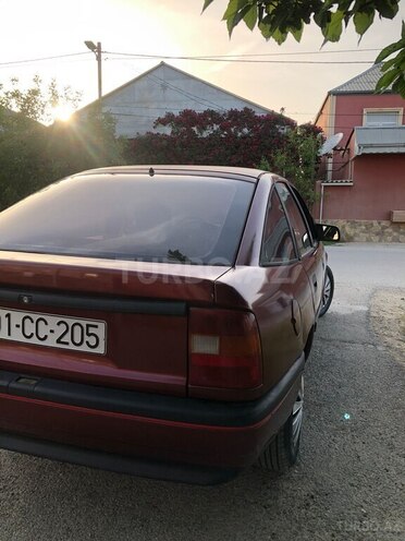 Opel Vectra 1991, 162,000 km - 2.0 l - Bakı