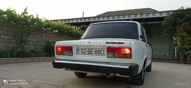 LADA (VAZ) 2107 1992, 200,000 km - 1.6 l - Salyan