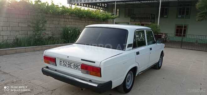LADA (VAZ) 2107 1992, 200,000 km - 1.6 l - Salyan