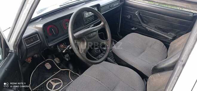 LADA (VAZ) 2107 1992, 200,000 km - 1.6 l - Salyan