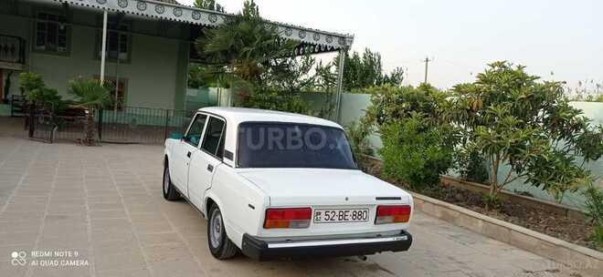 LADA (VAZ) 2107 1992, 200,000 km - 1.6 l - Salyan