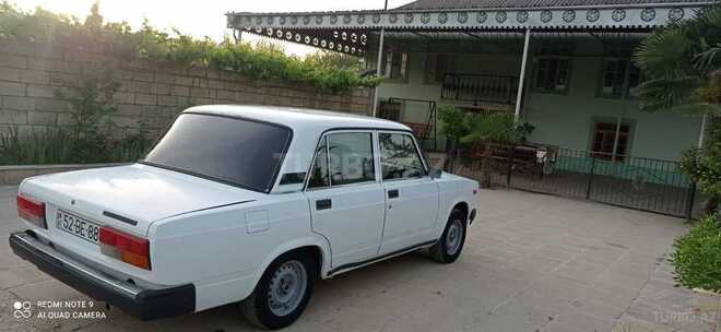 LADA (VAZ) 2107 1992, 200,000 km - 1.6 l - Salyan