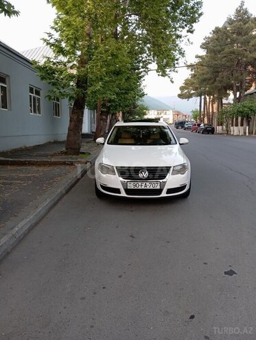 Volkswagen Passat 2008, 251,355 km - 2.0 л - Zaqatala