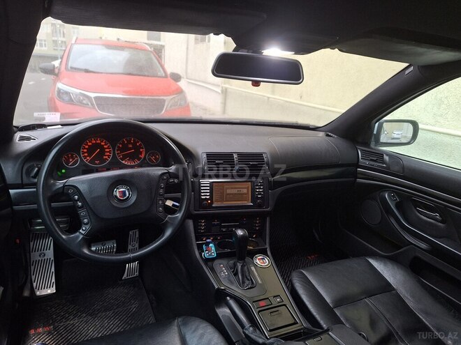 BMW 525 2002, 333,000 km - 2.5 l - Bakı