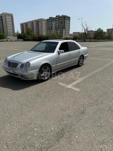 Mercedes E 240 2000, 279,500 km - 2.4 л - Gəncə