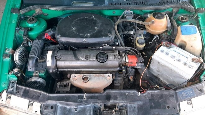 Volkswagen Polo 1996, 143,000 km - 1.6 l - Zaqatala