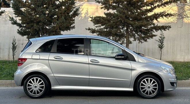 Mercedes B 170 2009, 96,000 km - 1.7 l - Bakı