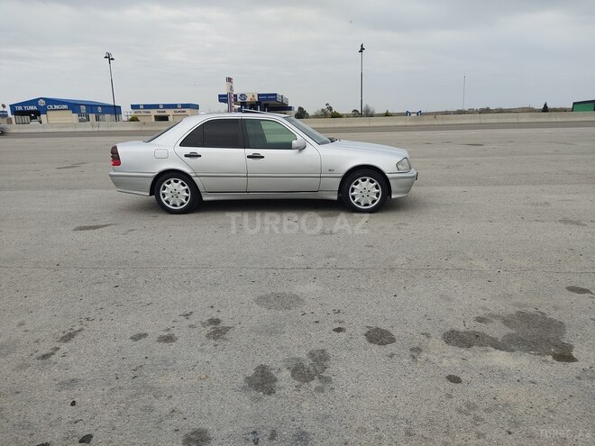 Mercedes C 180 1998, 233,300 km - 1.8 l - Salyan