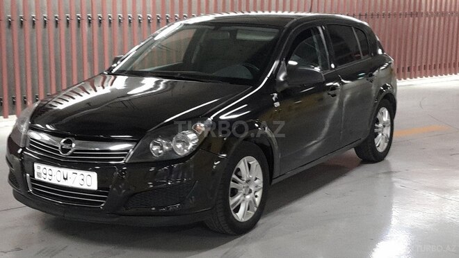 Opel Astra 2009, 310,000 km - 1.4 л - Bakı