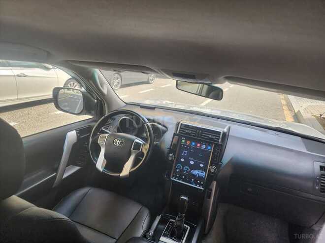 Toyota Land Cruiser Prado 2012, 257,000 km - 3.0 l - Bakı