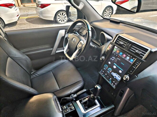 Toyota Land Cruiser Prado 2012, 257,000 km - 3.0 l - Bakı