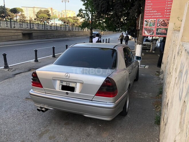 Mercedes C 240 1998, 300,000 km - 2.4 l - Bakı