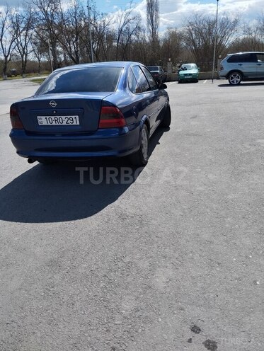 Opel Vectra 1996, 358,258 km - 1.8 l - Zaqatala