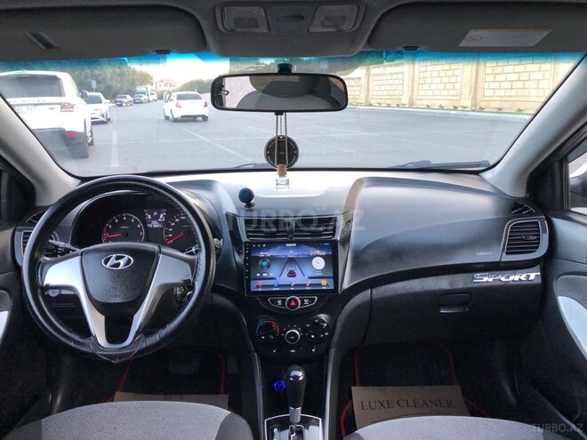 Hyundai Accent 2011, 319,000 km - 1.4 л - Bakı