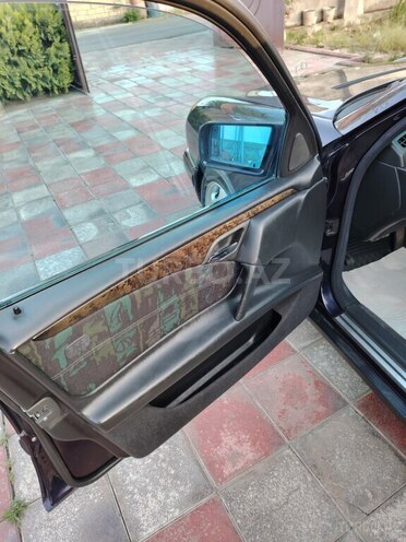 Mercedes E 240 1997, 293,000 km - 2.4 l - Masallı
