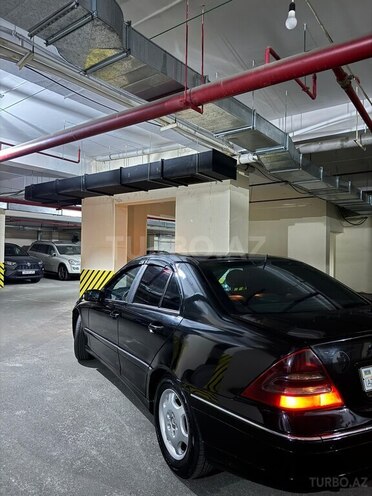 Mercedes C 220 d 2001, 372,000 km - 2.2 л - Bakı