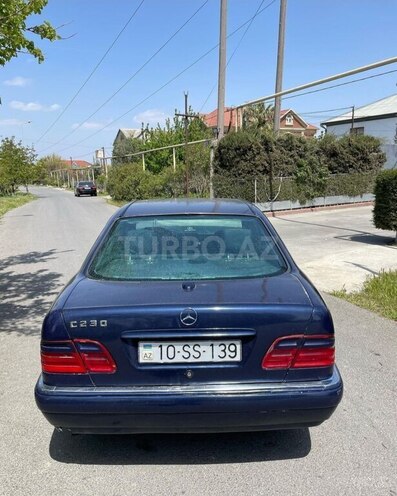 Mercedes E 230 1996, 386,000 km - 2.3 l - Yevlax